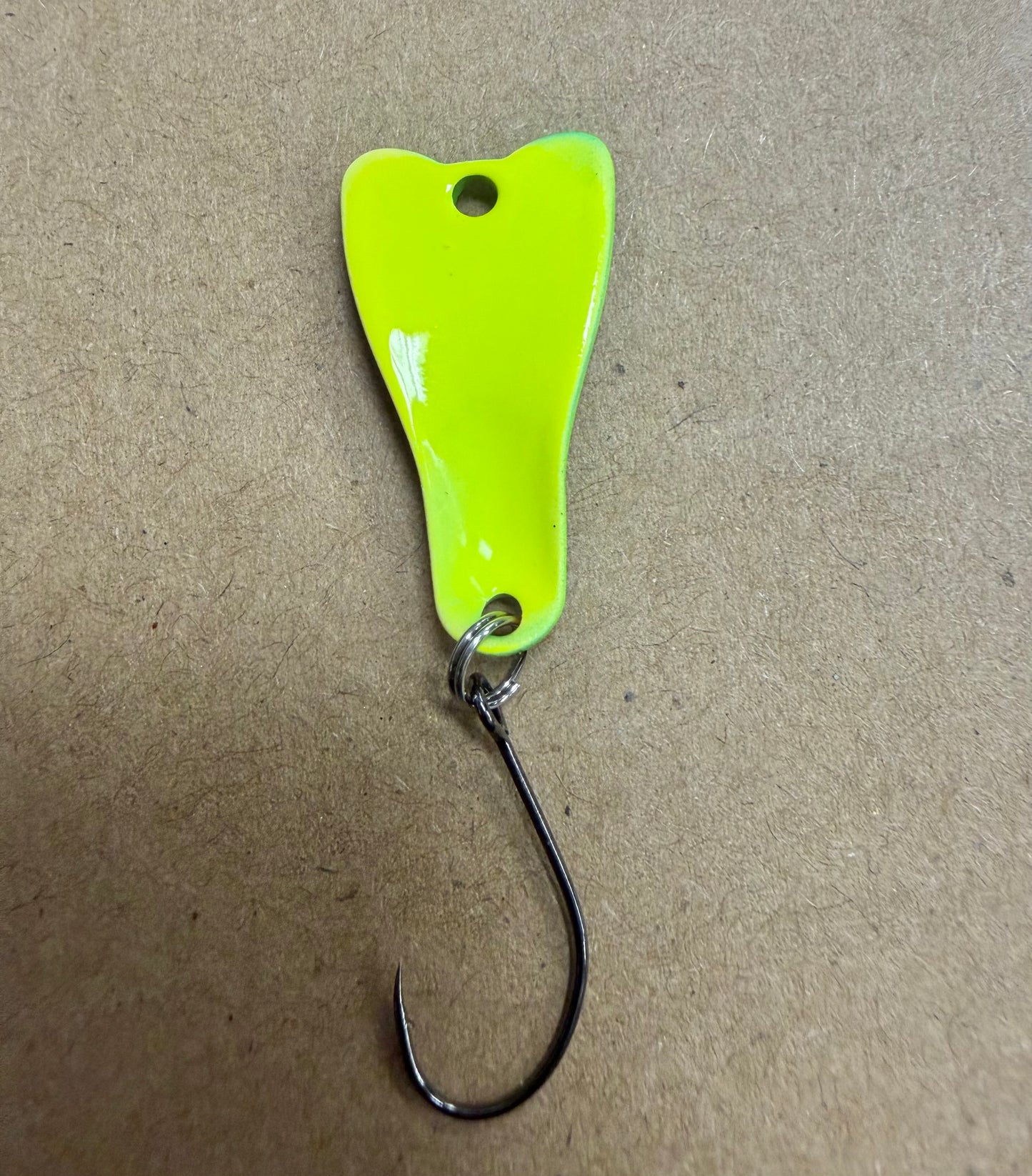 2.4g Rasta Tailfin
